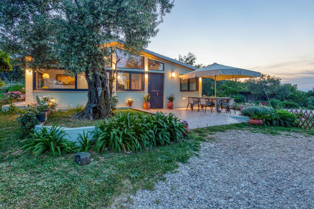 Alesia'S House Villa Kassiopi Buitenkant foto